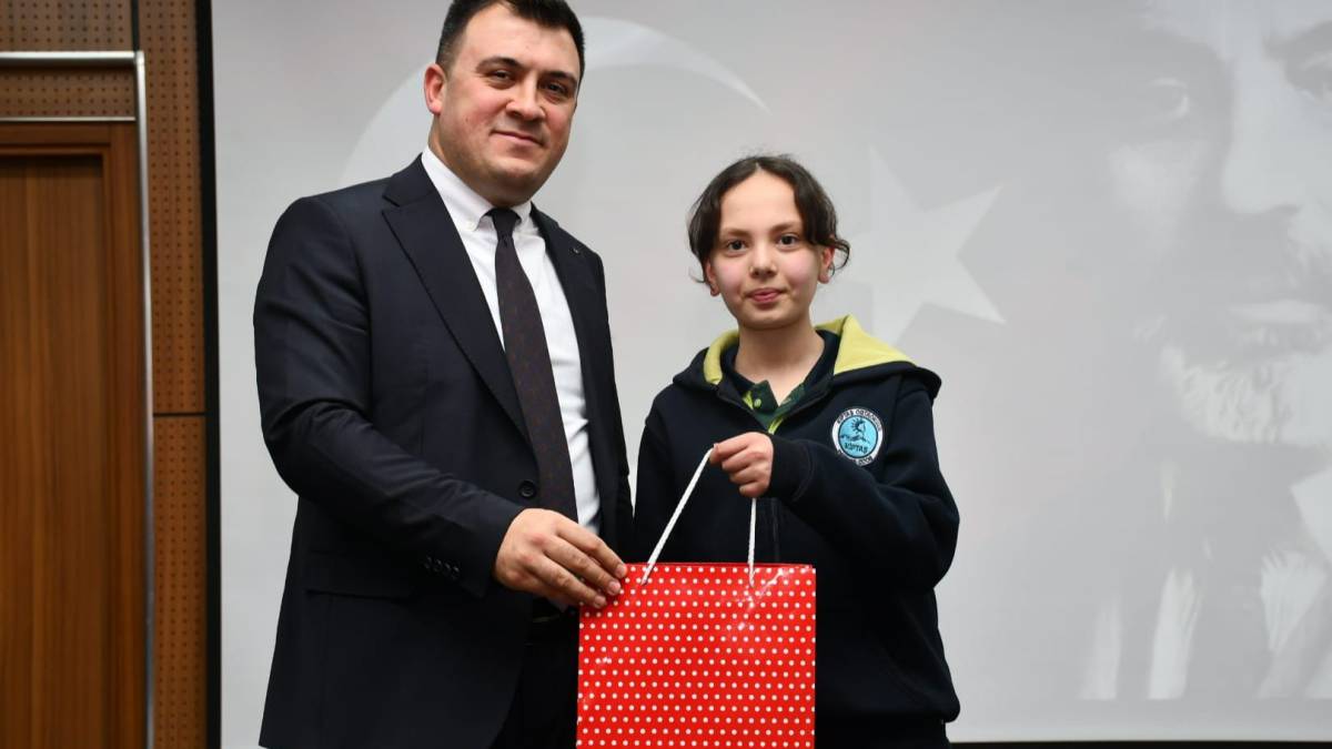 Patnos'ta İstiklal Marşı'nın Kabulü Programı Düzenlendi