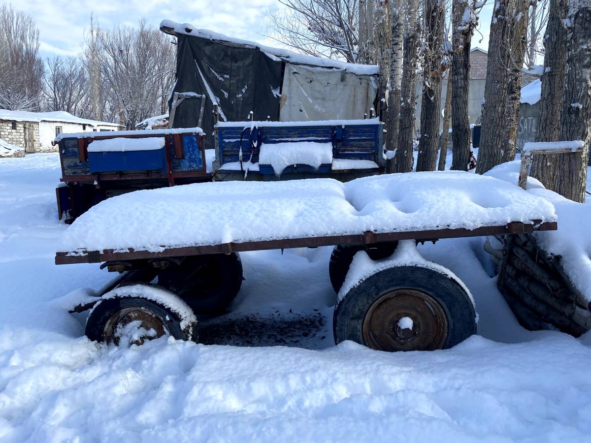 Ağrı’da kar yağışı güzel manzaralar oluşturdu