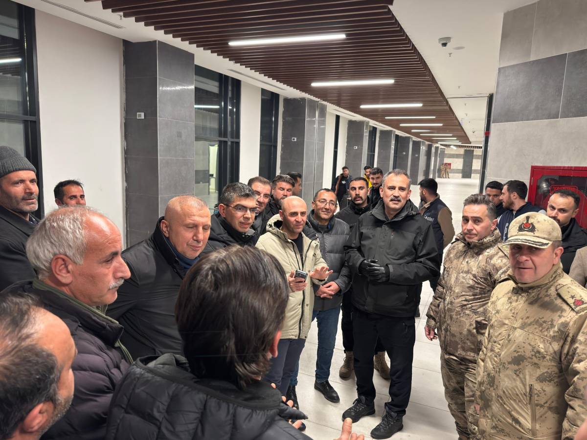 Ağrı’da sınır hattında kritik inceleme