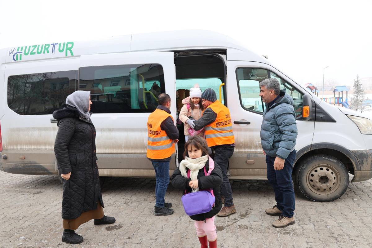 Ağrı’da eğitim kurumları Vali Bozkurt’un yakın takibinde