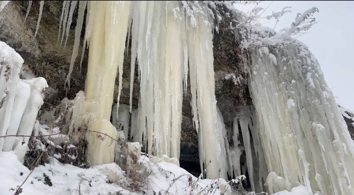 Ağrı buz kesti, termometreler eksi 16’yı gördü