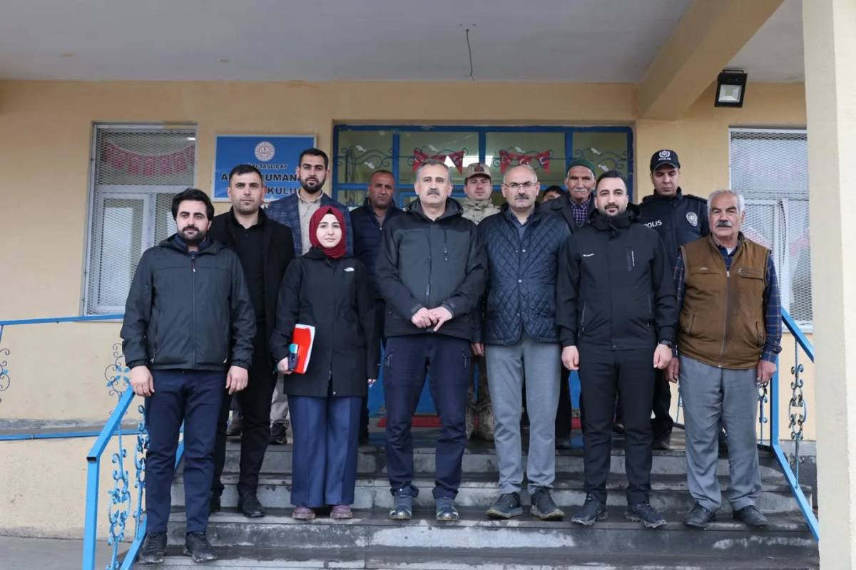Ağrı Valisi Önder Bozkurt Taşlıçay İlçesini Ziyaret Etti