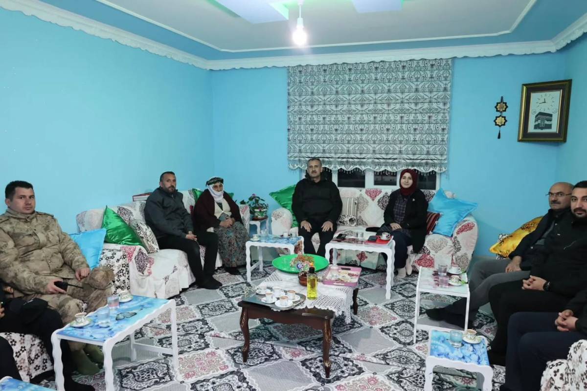 Ağrı Valisi Önder Bozkurt Taşlıçay İlçesini Ziyaret Etti