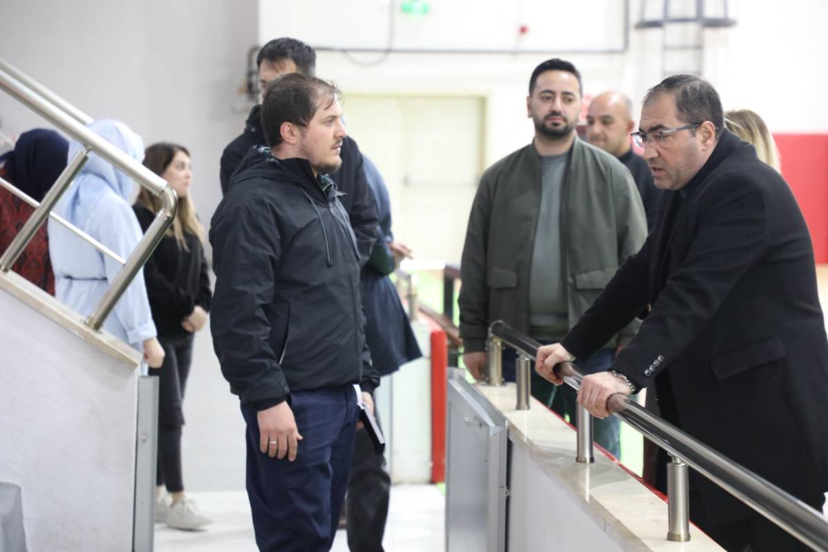 Ağrı’da spor yatırımları yerinde incelendi