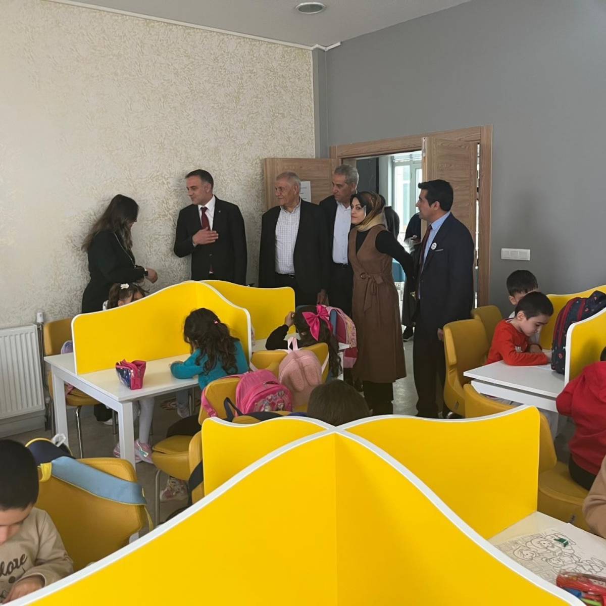 AK Parti Erciş İlçe Başkanı Çalışkan’dan Kütüphane Haftası’nda Anlamlı Ziyaret