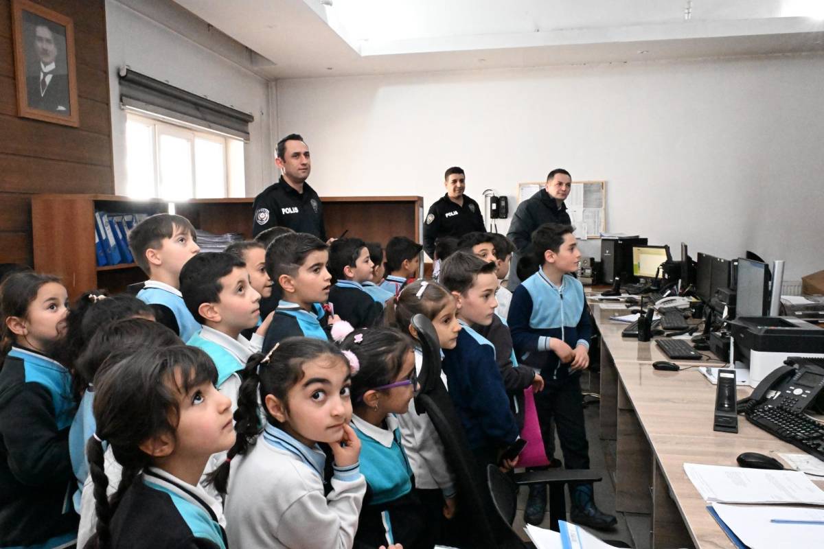 Ağrı’da polis teşkilatının kuruluş yıl dönümü kutlamaları