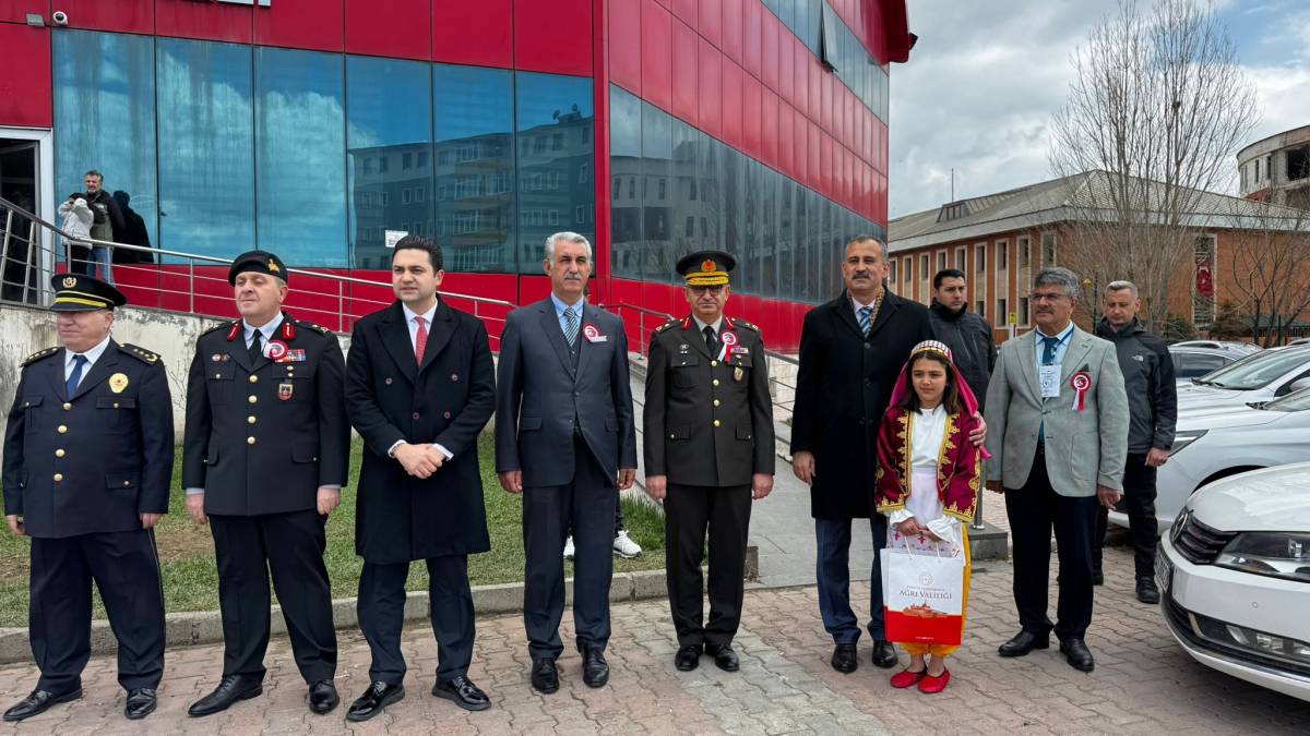 Ağrı’da 23 Nisan coşkusu