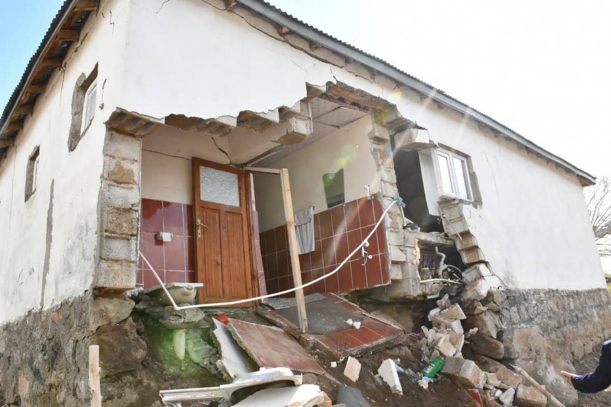 Ruken Kilerci Patnos’ta Deprem Bölgesinde