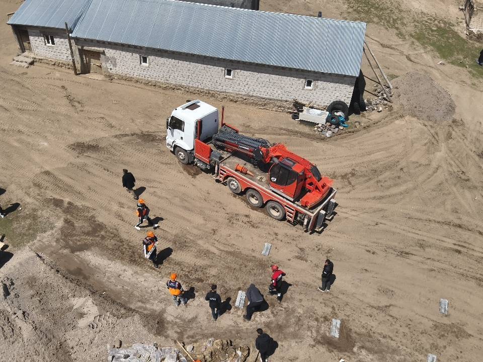 Patnos’ta Konteyner Kurulumu Başladı