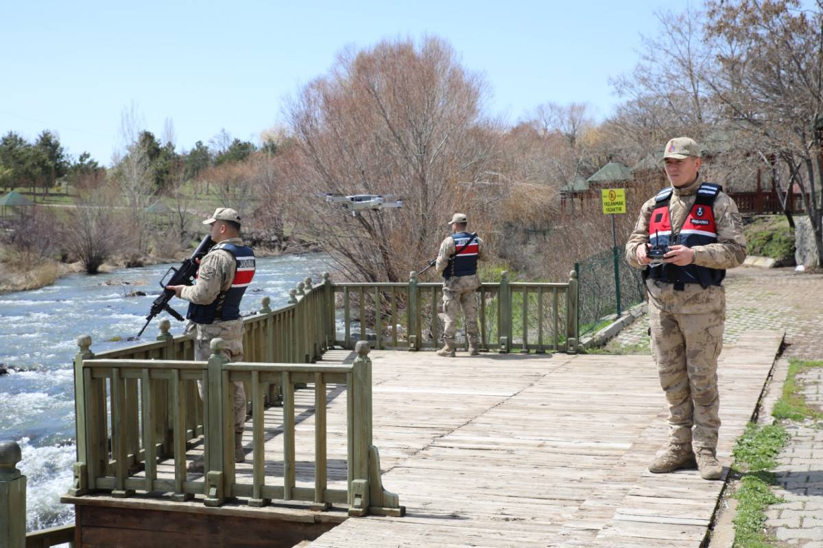 Güvenlik Güçleri İnci Kefali İçin 7/24 Nöbette