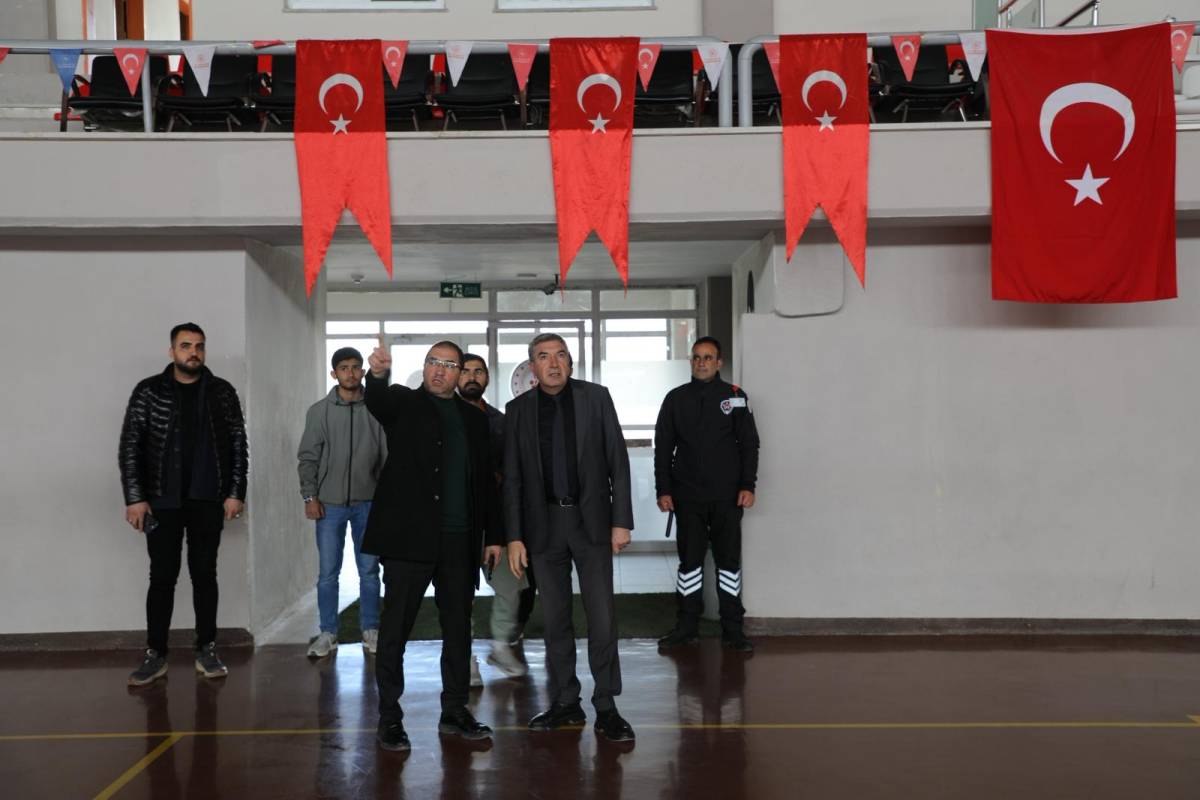 Ağrı’da spor yatırımları yerinde incelendi