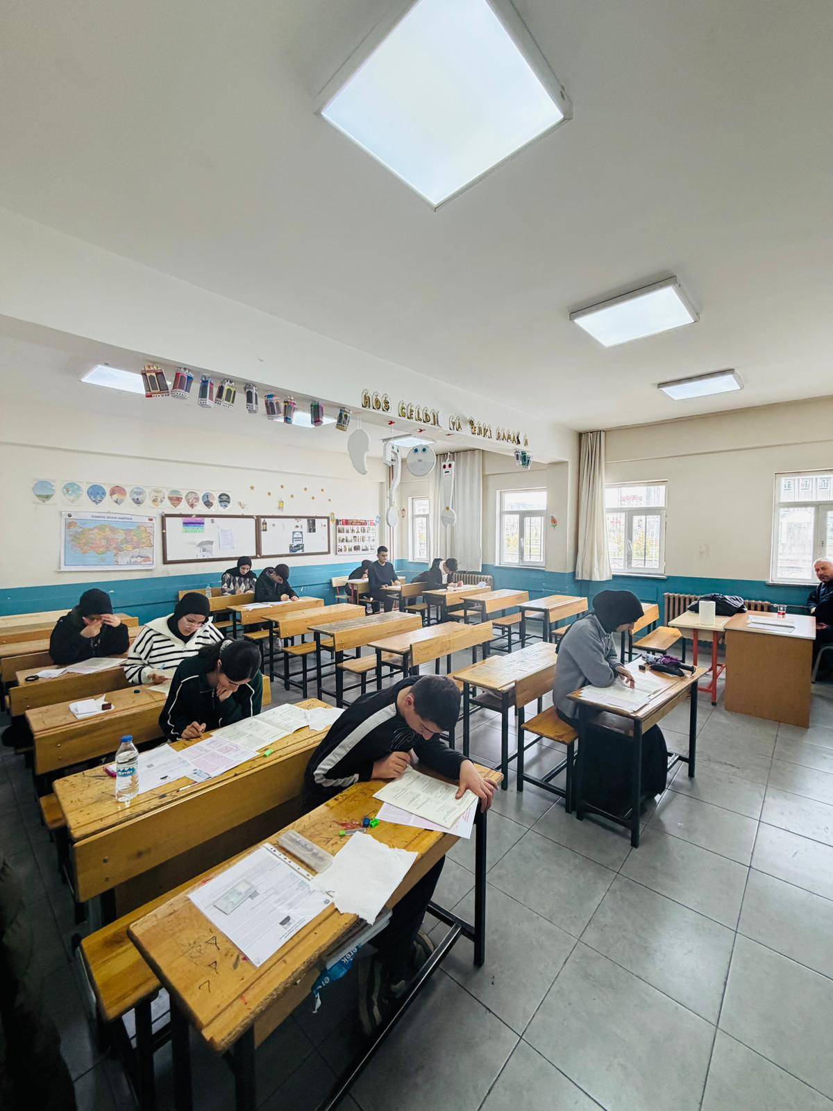 Patnos’ta Umre Ödüllü Bilgi Yarışması Yoğun Katılımla Gerçekleştirildi