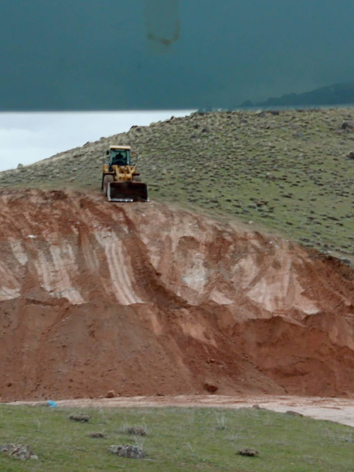 Patnos’ta İlçe Özel İdare’den Yol Seferberliği