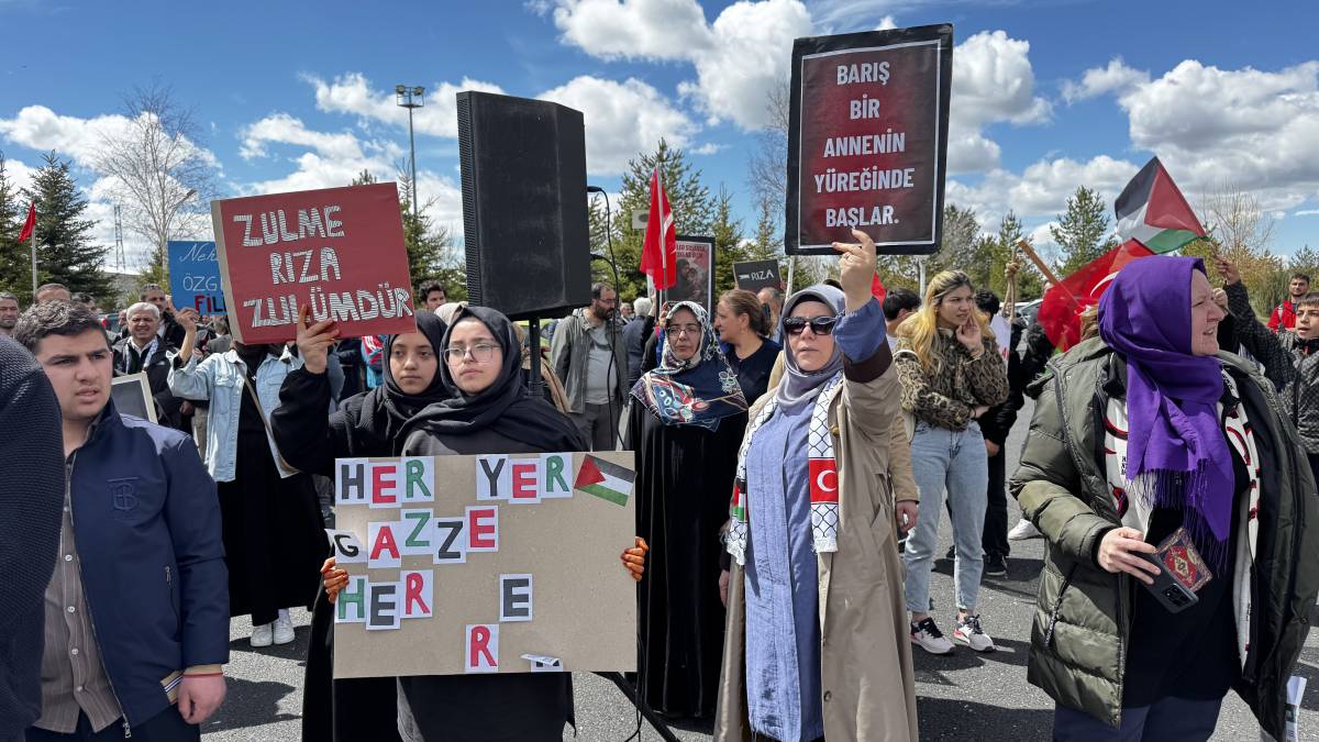 Ağrı Filistin için tek yürek oldu