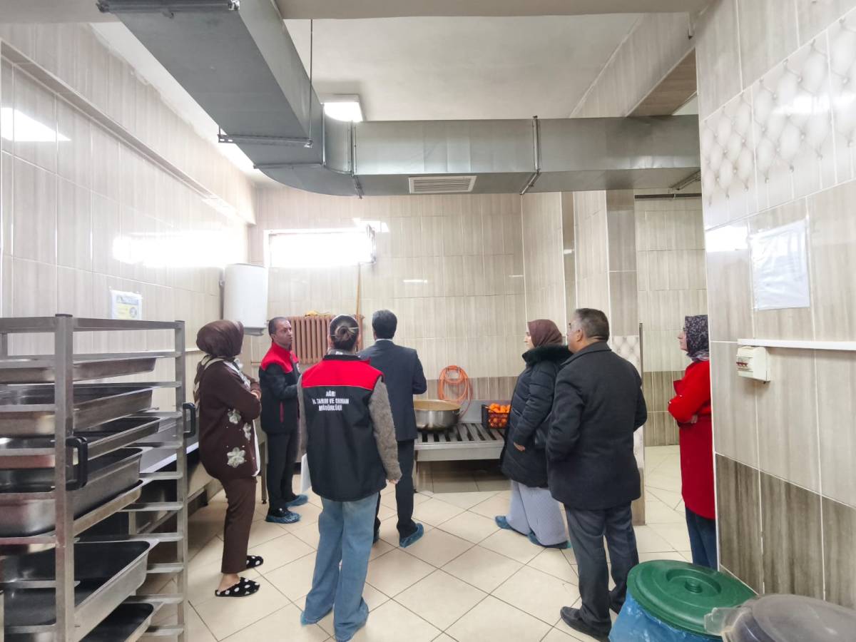 Ağrı’da 41 İşletmeye Sıkı Hijyen Kontrolü