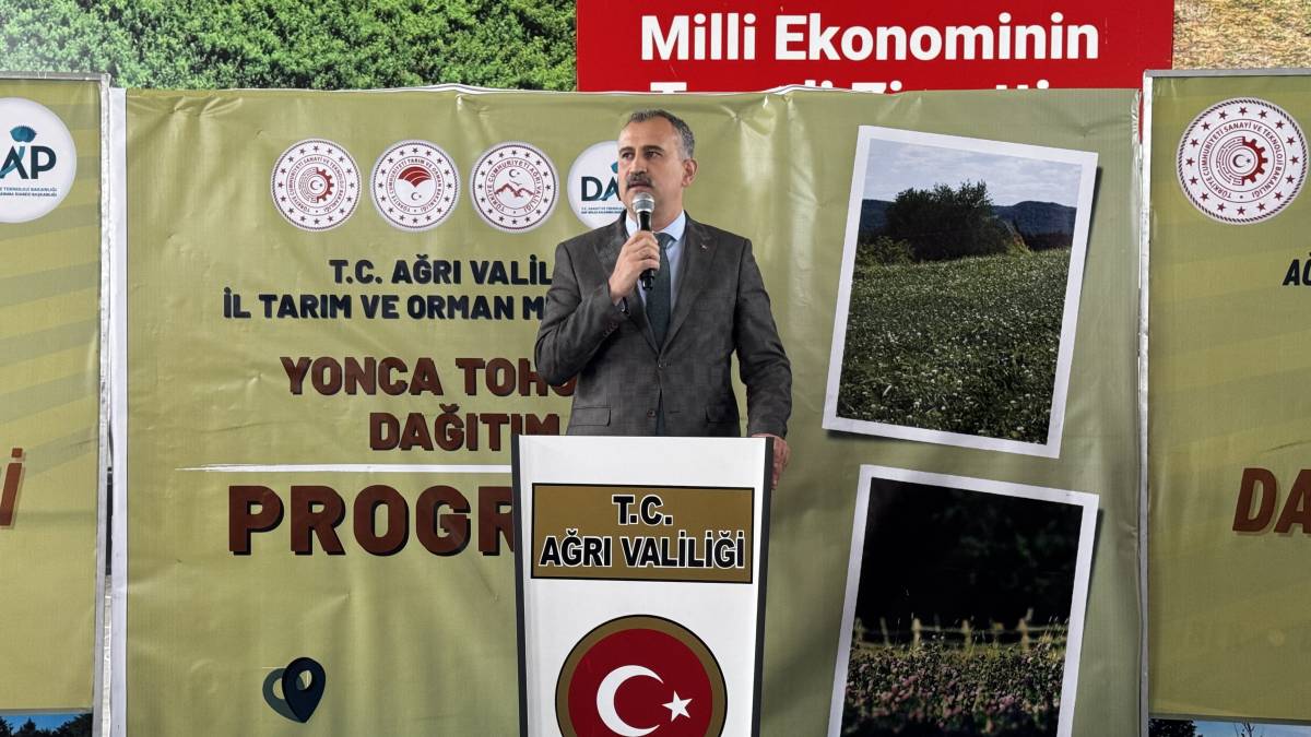 Ağrı’da 440 üreticiye 44 ton sertifikalı yonca tohumu dağıtıldı