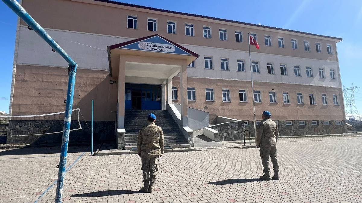 Patnos’ta Okullarda Güvenlik Önlemlerİ Artırıldı