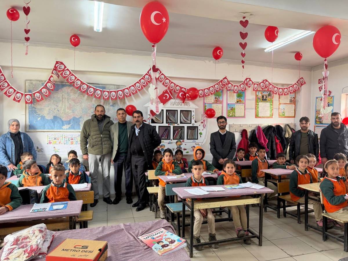 Dedeli Belediye başkanı Veysi Durak Üzümlü İlkokulu Öğrencileri İle Bir Araya geldi