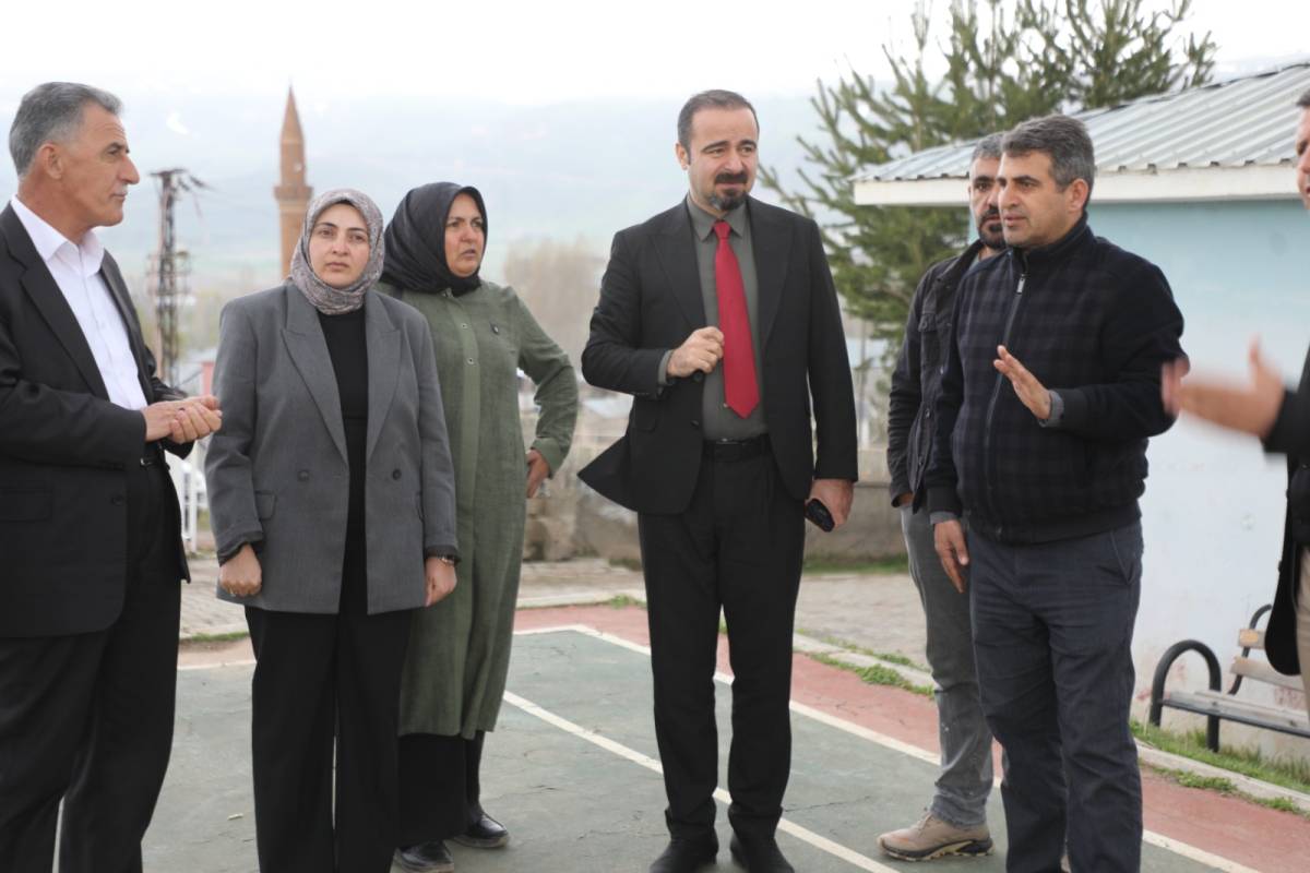 Erciş Belediyesi’nden Kocapınar Mahallesi’nde İnceleme