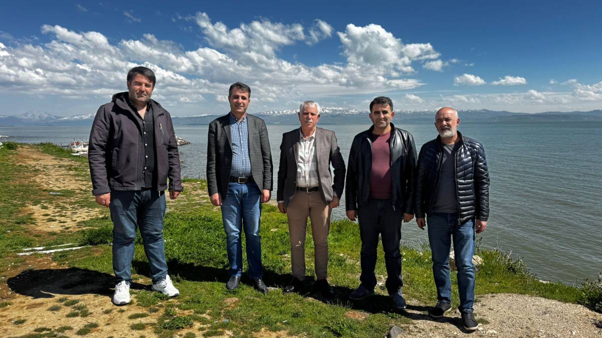 Ağrı ve Vanlı gazeteciler Erciş’te buluştu